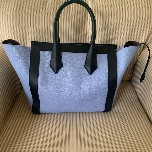 henri bendel ONE OF A KIND handbag. last bag made - Picture 2 of 7